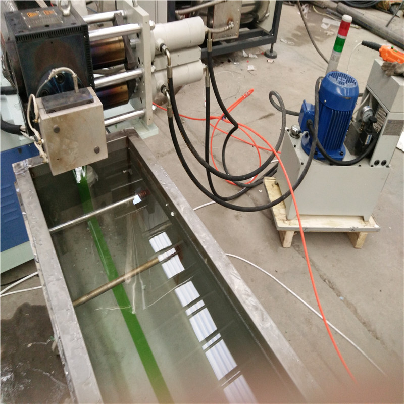 ligne d'extrusion de sangles pour animaux de compagnie