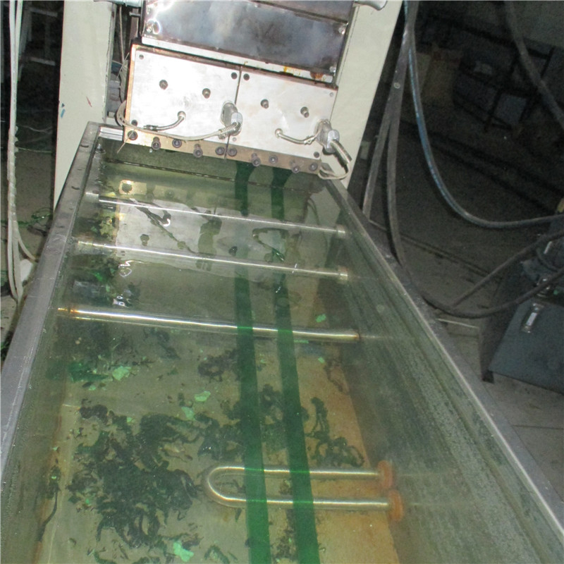 Ligne de production de bandes de cerclage PET