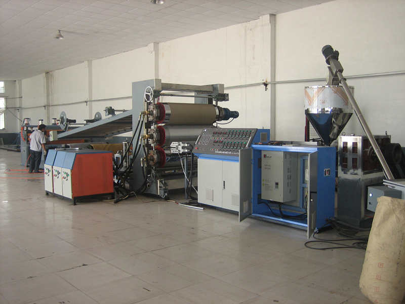 Machine de tôle étanche en plastique